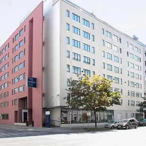 Hotel Novotel Donau Viena