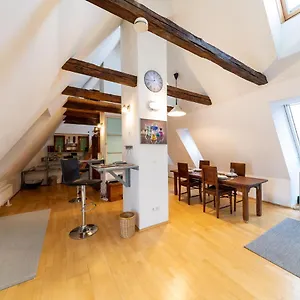 Pharmacy-loft Apartment Graz