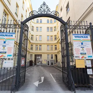 Margareten Long Apartment Wien